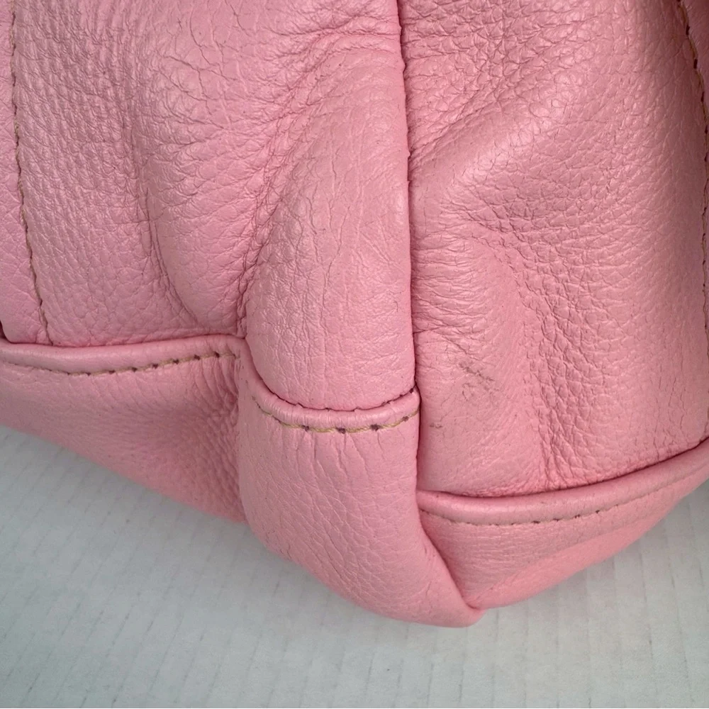 Victoria Leather pink pebble leather teardrop shape crossbody bag - Picture 6 of 14
